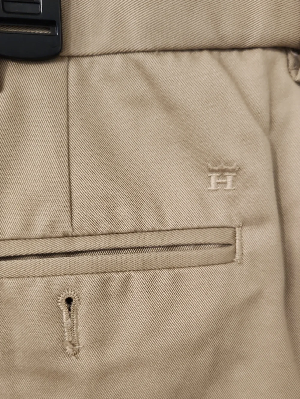 Haggar Men's Tan Flat-Front Chinos